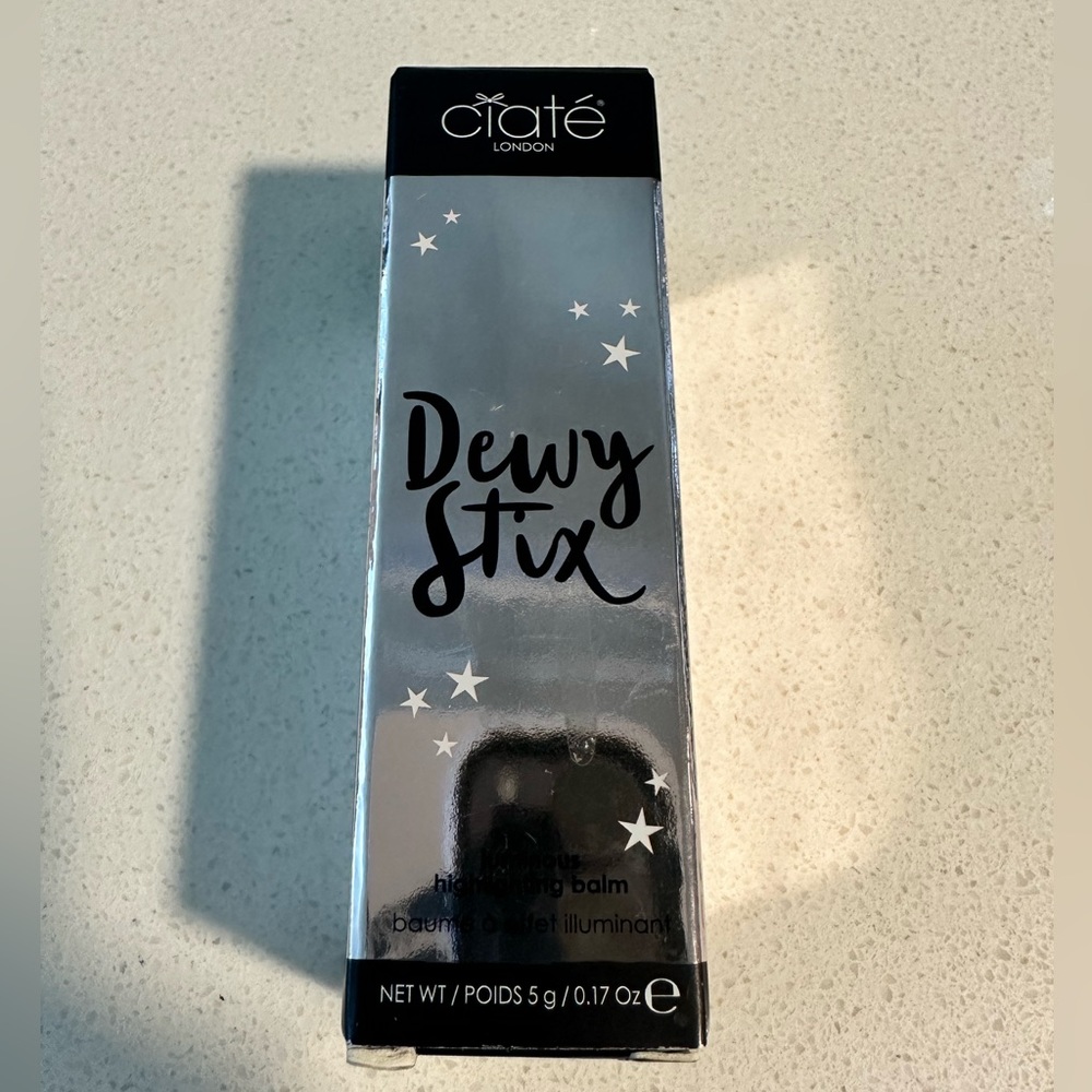 Ciate Dewy Stix® Highlighter
Luminous Highlighter Stick NIB